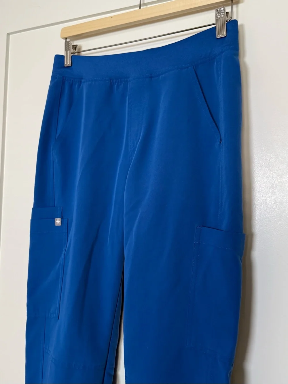 Figs Axim Cargo Scrubs Pants Mens Sz S Royal Blue Medical Doctor PO1657